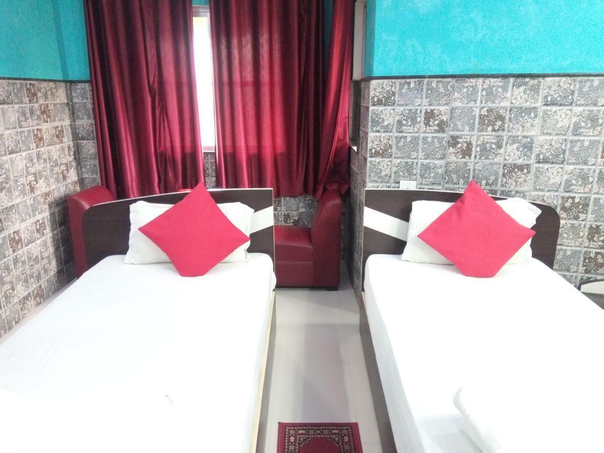 Hotel Bachchan Palace Varanasi Bagian luar foto